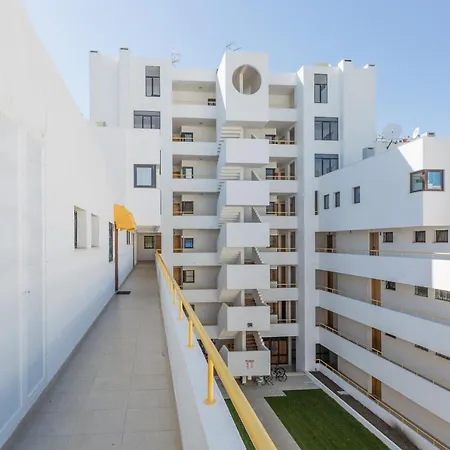Valencia شقة